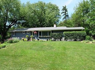 1512 Holdridge Ter, Wayzata, MN 55391