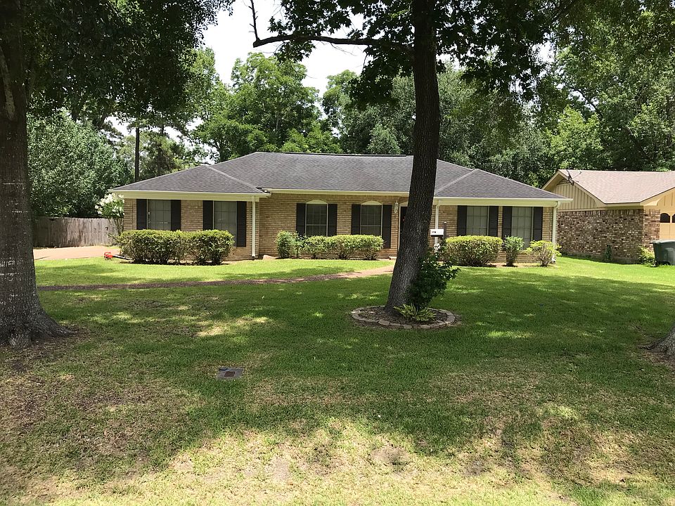 1st image of 555 Carnahan Pl