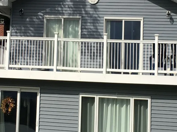 (undisclosed Address), Pittsfield, MA 01201