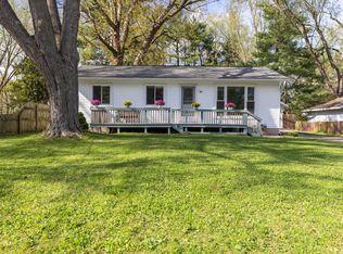 2831 Briarwood Dr, Kalamazoo, MI 49004
