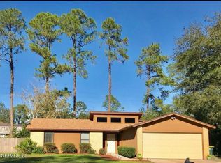 4235 QUEENSWAY Drive, Jacksonville, FL 32257
