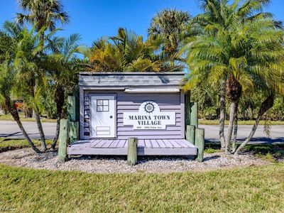 1051 Palm Ave APT 112, North Fort Myers, FL, 33903