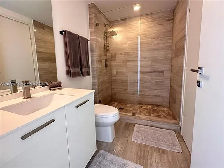 1300 Brickell Bay Dr #3206 — Photo 22