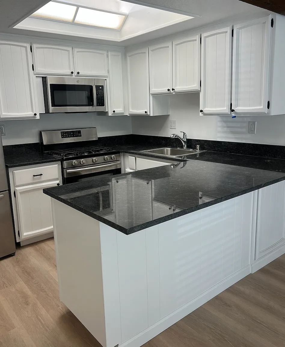 2 bed, 1100 sqft, $2,495 — Photo 3