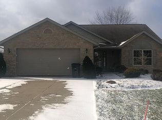 1108 Sequoia Dr NW, Strasburg, OH