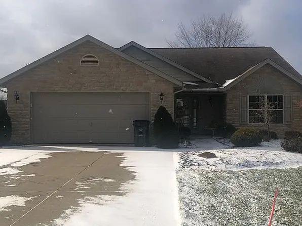 1108 Sequoia Dr NW, Strasburg, OH 44680