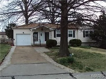 9556 Cantwell Dr photo 1