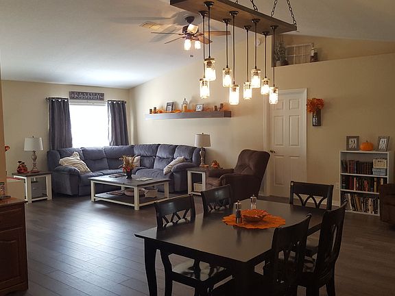 4th image of 8515 SE 157th Pl