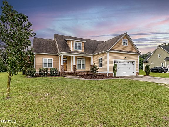 2nd image of 106 Willow Pond Drive