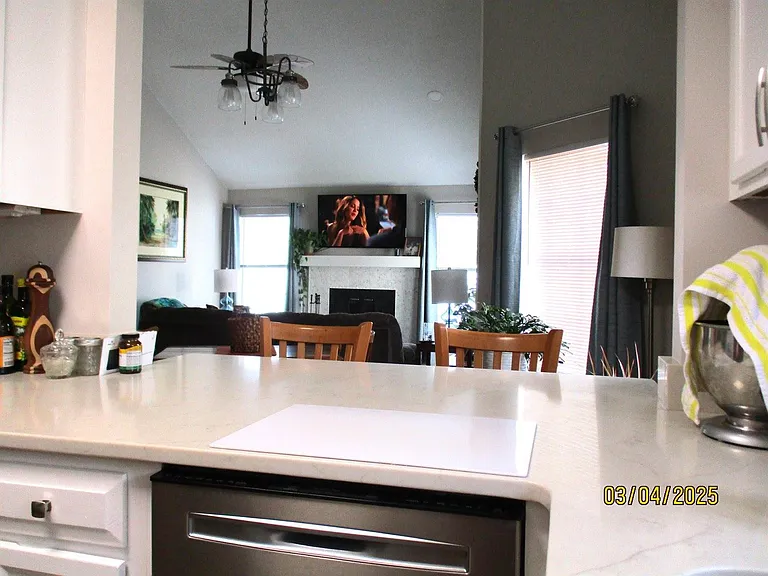 407 Adam St NW — Photo 5