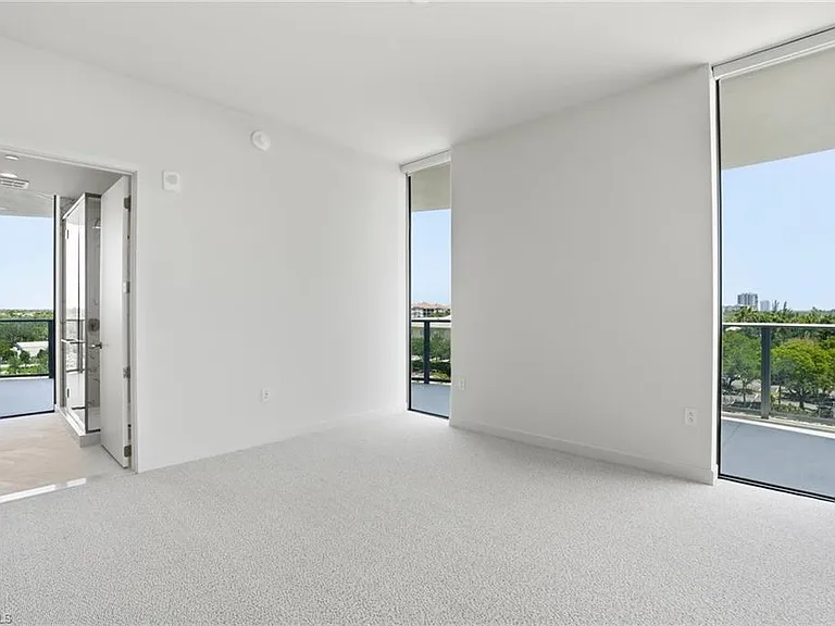 5100 Seagrass Blvd #306 — Photo 38