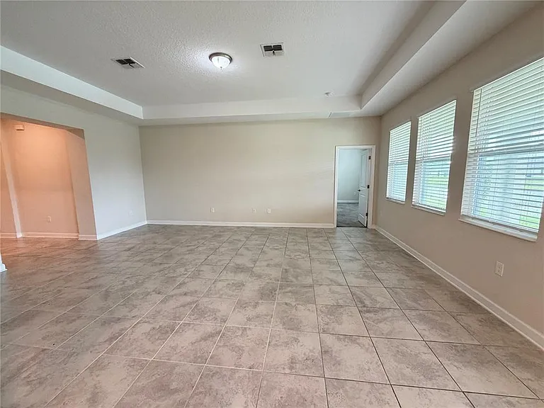 4921 Lotta Ct — Photo 9