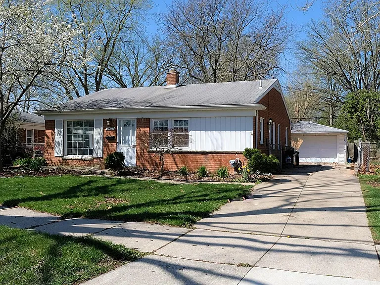 28057 Brentwood St — Photo 33