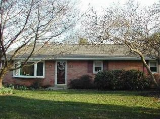 15 W Willow Rd, Willow Street, PA 17584