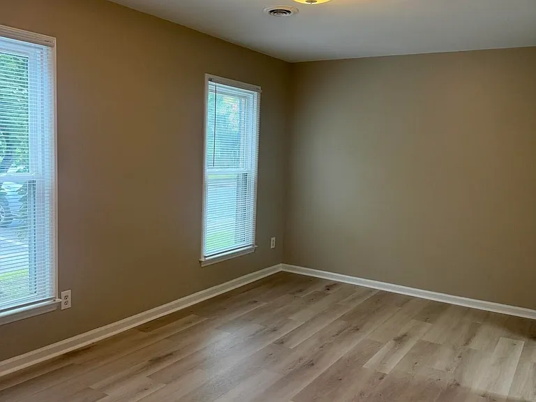 4927 Marlin Ct — Photo 2