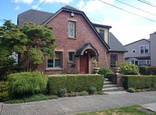 702 33rd Ave S, Seattle, WA 98144