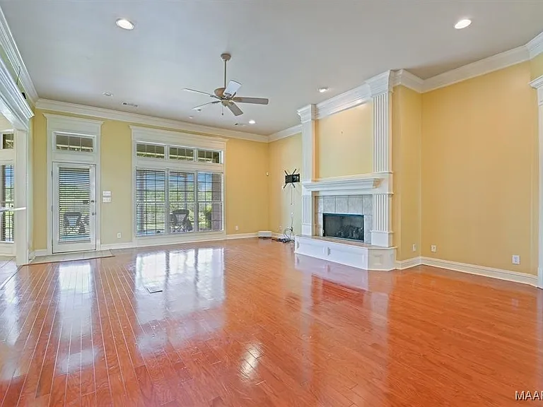 8318 Chadburn Way — Photo 6