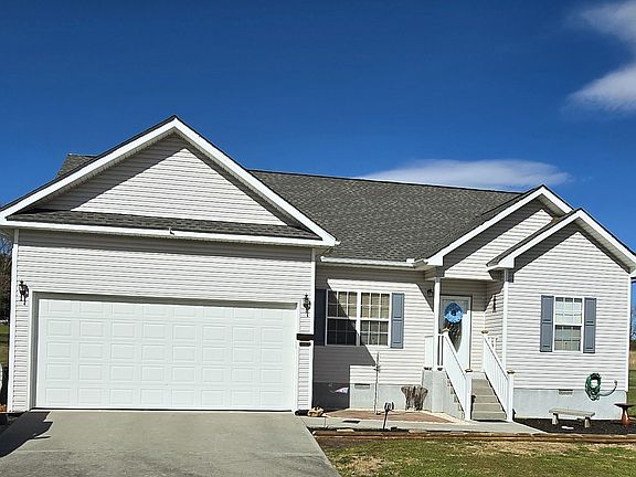 3rd image of 2112 Katie Ln