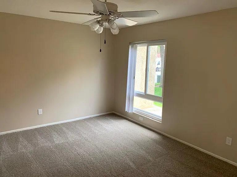 25212 Village 25 — Photo 11