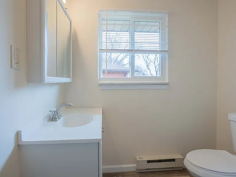 Ridgeway Garden Apartments — Photo 16