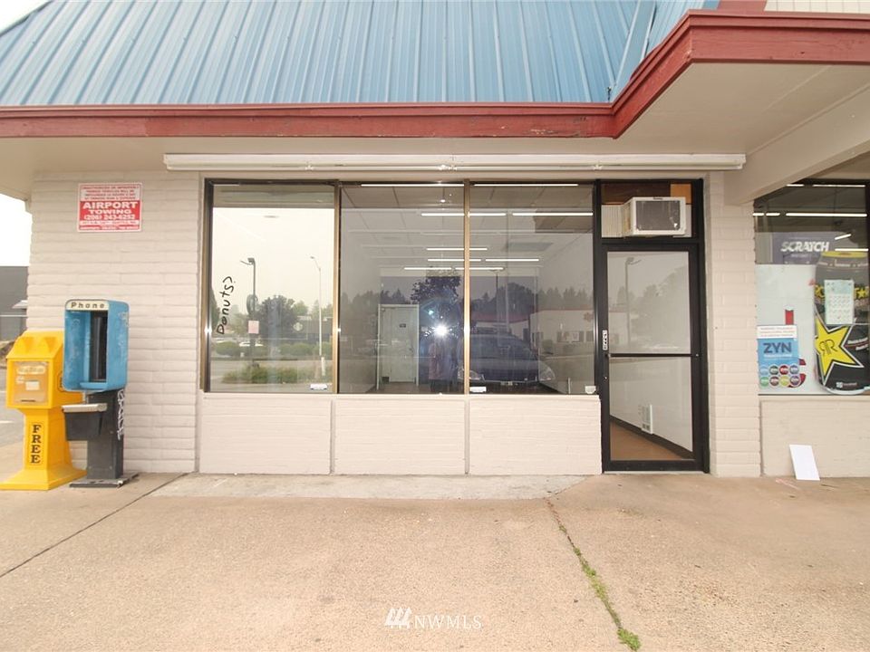 1st image of 15815 1st Ave S #10