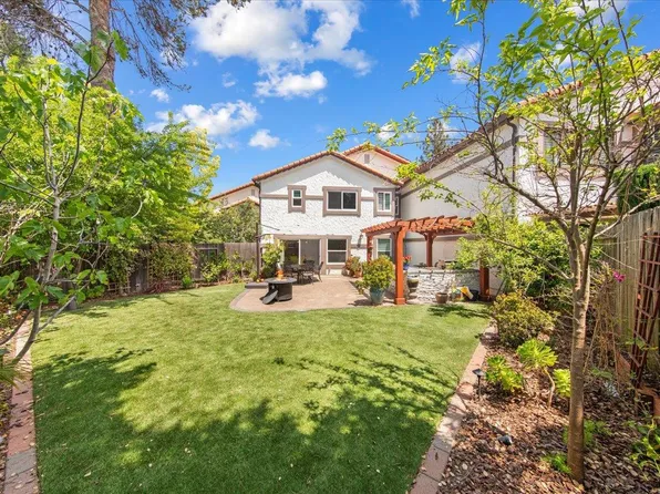 105 Calle Nivel, Los Gatos, CA 95032