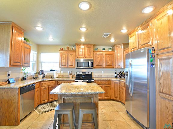5th image of 132 Mariposa Dr
