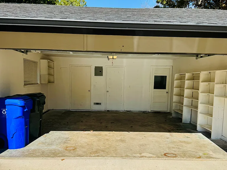 1911 Westbrooke Ter — Photo 12