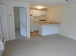 17 Foran Rd APT 54, Milford, CT 06460