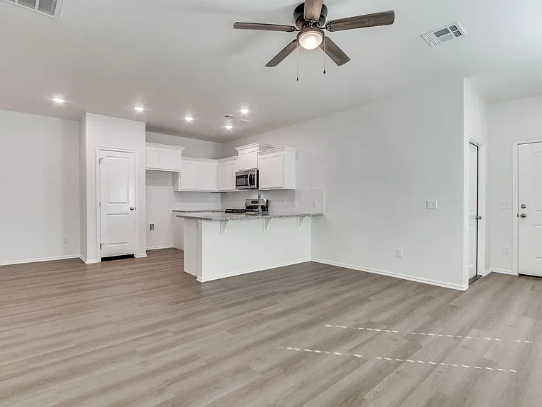 11505 Mackenzie Way — Photo 13
