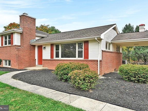 4th image of 3649 Horizon Dr
