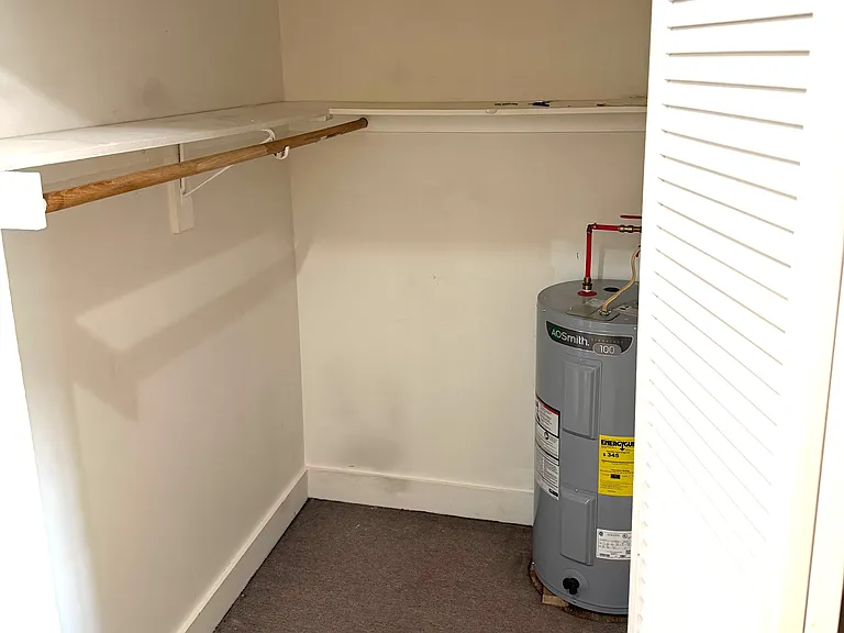 Closet between Bedroom and Office