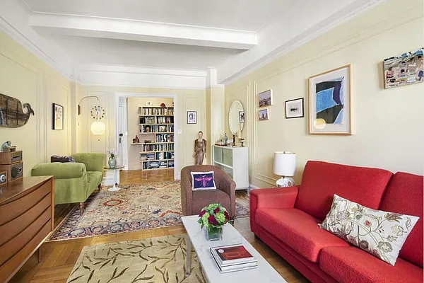 Sold by Stribling | media 2