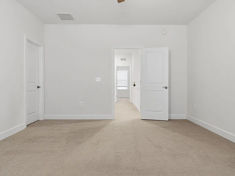 13806 Litespeed Way — Photo 9