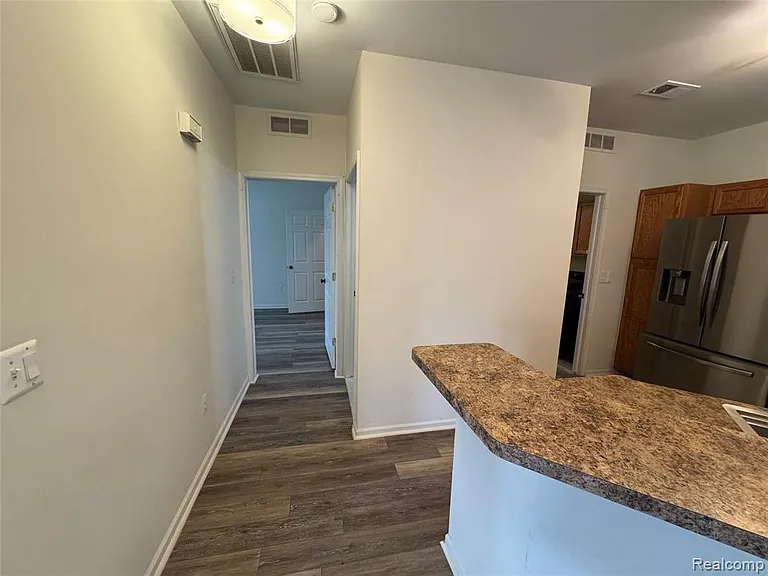 15441 Yale Dr — Photo 7