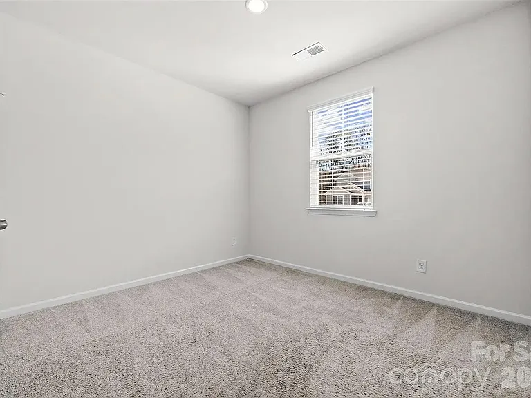 7024 Maple Run Cir — Photo 7