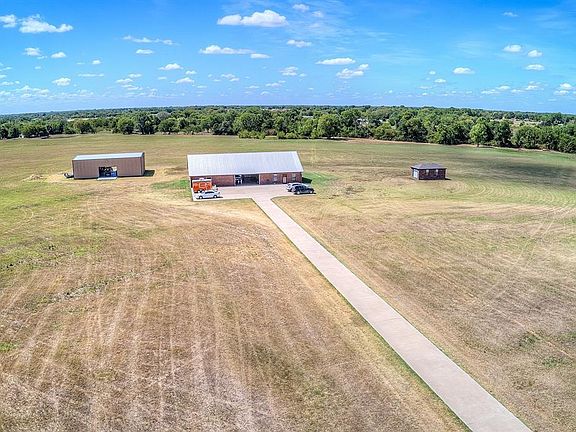 2nd image of 22021 Highway 80