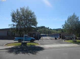 2175 S R Rd, Cottage Grove, OR 97424