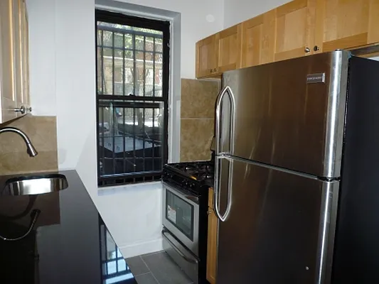 Rented by Friedman Roth Realty | media 23