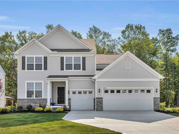 23200 Saint Andrews Dr, Columbia Station, OH 44028