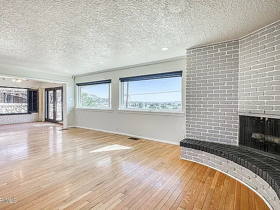 6253 Westwind Dr — Photo 5