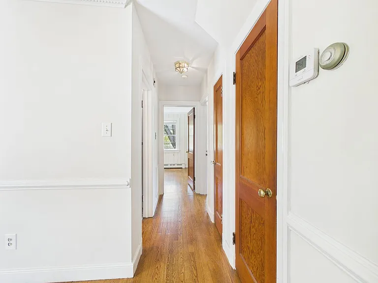 9609 University Blvd — Photo 8