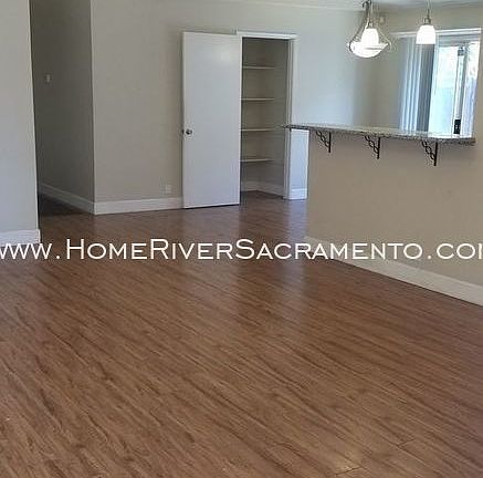 5th image of 3407 10th Ave