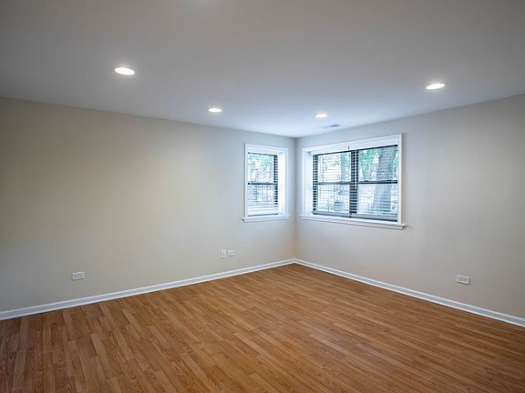 4th image of 1902 W Birchwood Ave APT 3D
