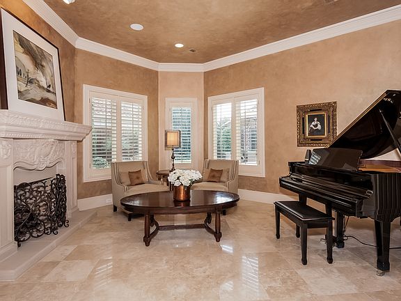 5th image of 5060 Castle Creek Ln
