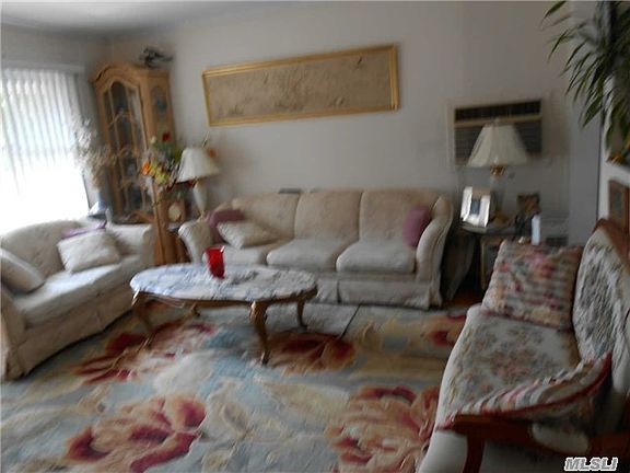 4th image of 49 Cliff Dr