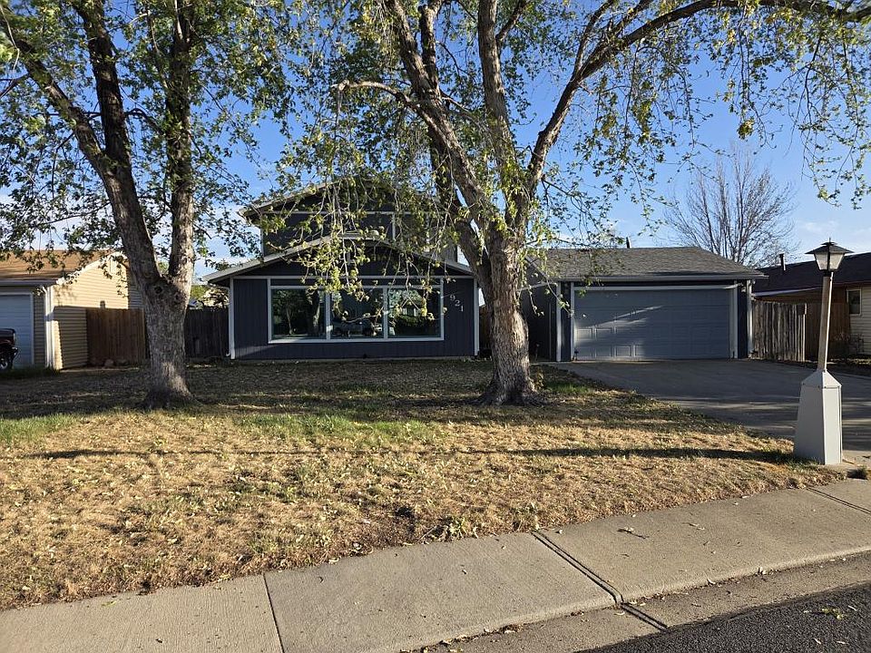 1st image of 921 Pasque Dr