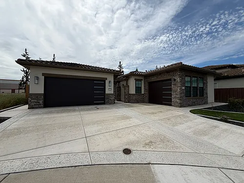 9316 Cruz Ct Photo 1