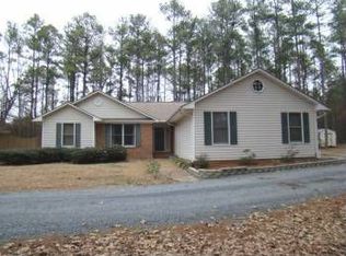 140 Joels Cir, Carthage, NC 28327