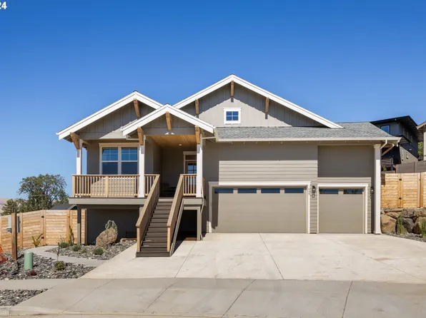 409 Park Pl, The Dalles, OR 97058